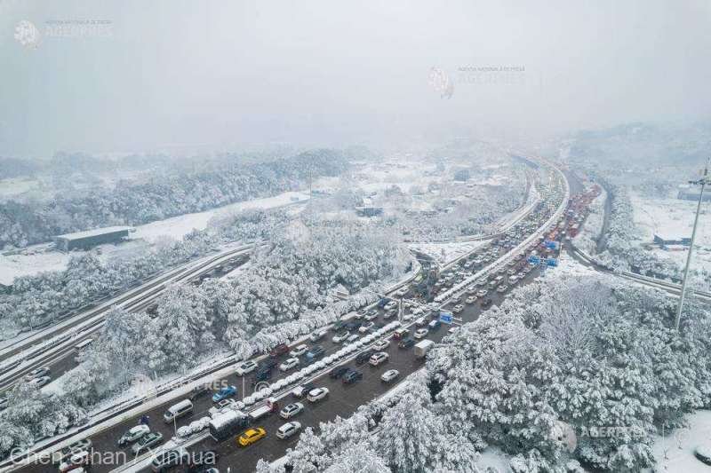  Furtuni de zăpadă pe arii extinse înainte de Anul Nou Chinezesc: Perturbări majore în trafic