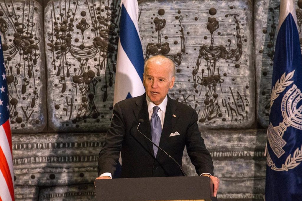  Alegeri SUA: Prin războiul din Gaza, Biden pierde voturi preţioase printre americanii de origine arabă