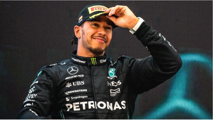  Presa italiană scrie că Lewis Hamilton va merge la Ferrari în 2025