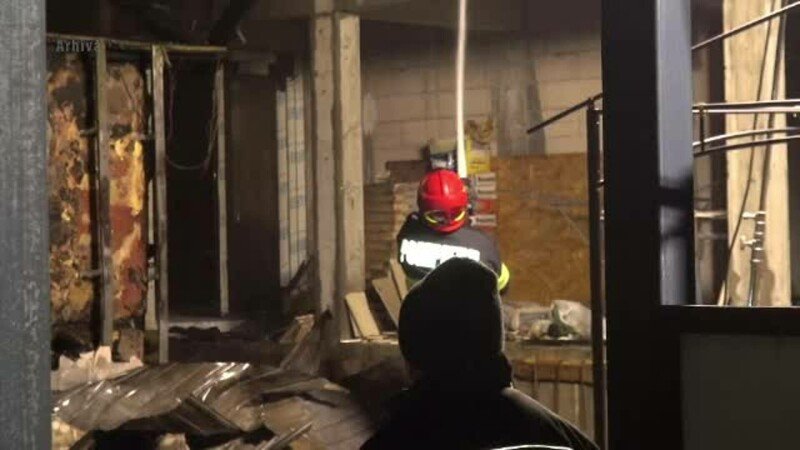  Dublă tragedie la Suceava în urma unui incendiu: doi soți au murit intoxicați