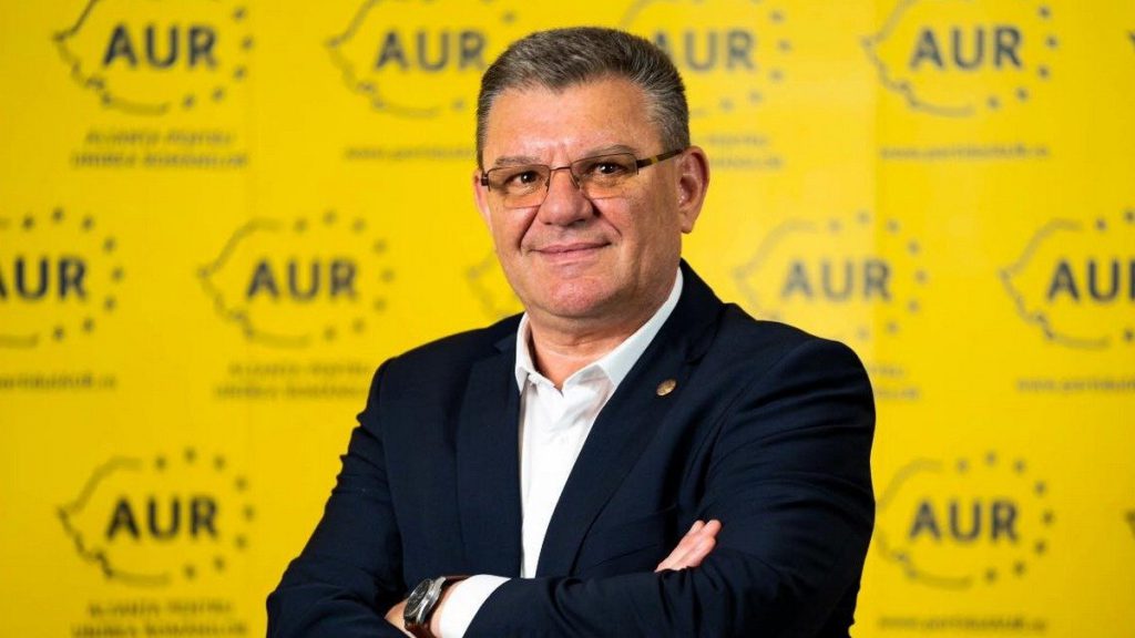  Deputatul Dumitru Coarnă a fost exclus din grupul parlamentar al AUR