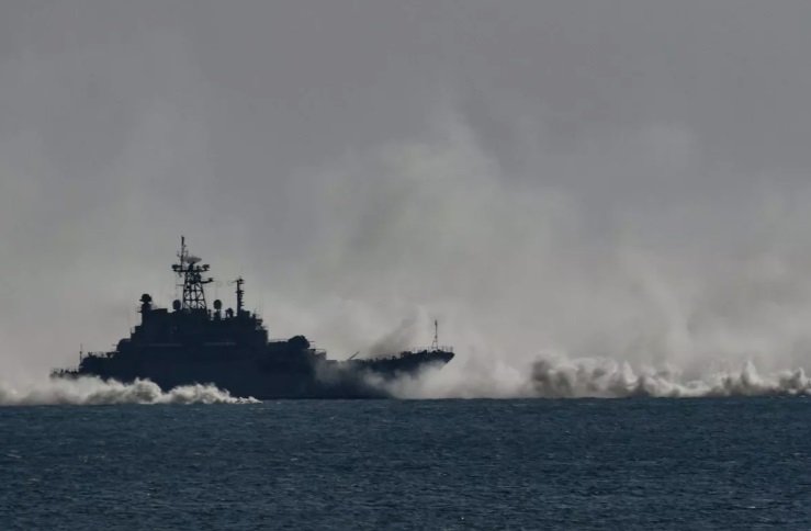  VIDEO – Noi detalii despre nava militară rusă Tezar Kunikov scufundată de armata Ucrainei