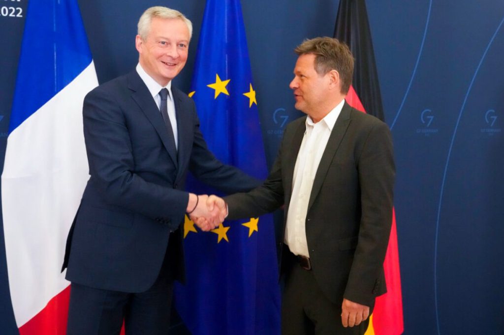  Franţa şi Germania se revoltă împotriva Bruxelles
