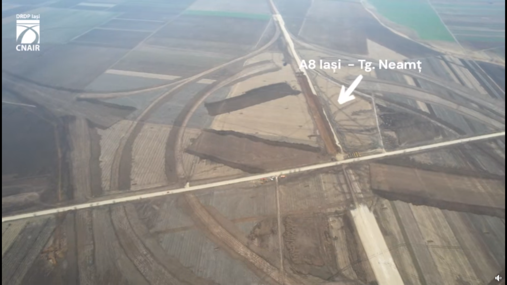  VIDEO Autostrada Moldovei A7: Imagini noi cu primul nod turbion din România, construit la Pașcani, la intersecția cu A8