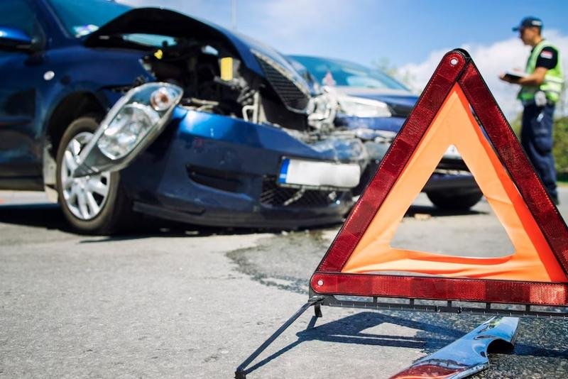  Când pot șoferii care au făcut un accident cu victime să-i tragă la răspundere pe drumari?