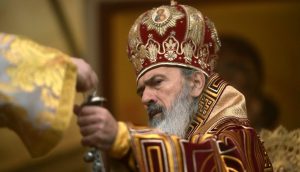 Arhiepiscopia Tomisului reclamă o “conspiraţie” creată în mass-media în jurul aşa-zisei excluderi a lui ÎPS Teodosie