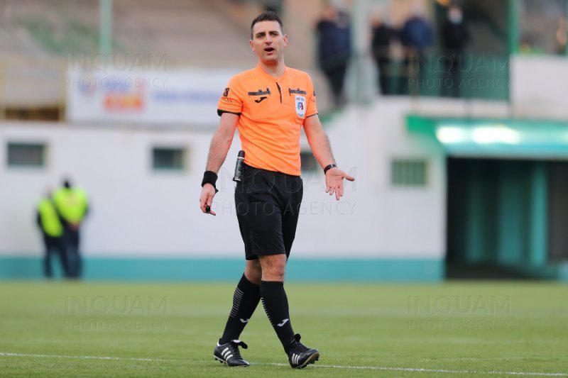  Meciul Poli Iaşi – Dinamo va fi arbitrat de către George Vidican