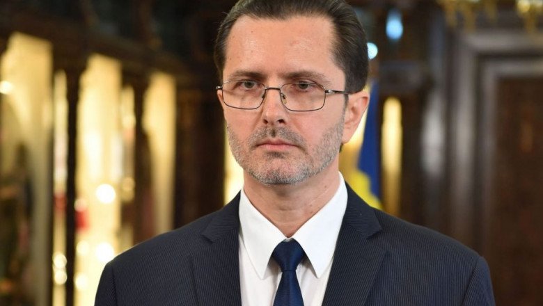  Cancelaria Sfântului Sinod anunţă că Vasile Bănescu rămâne purtătorul de cuvânt al BOR