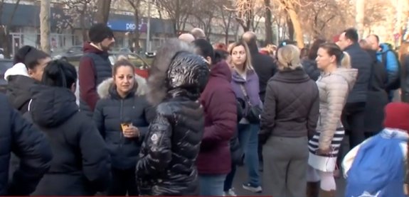  Părinții unor copii de la Școala Nicolae Titulescu din București protestează după un caz de abuz sexual asupra unui elev