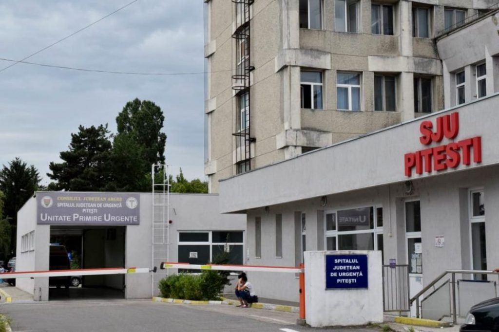  Șefa Secției de Psihiatrie a Spitalului de Urgență Pitești, reținută după ce a luat mită de peste 140 de ori