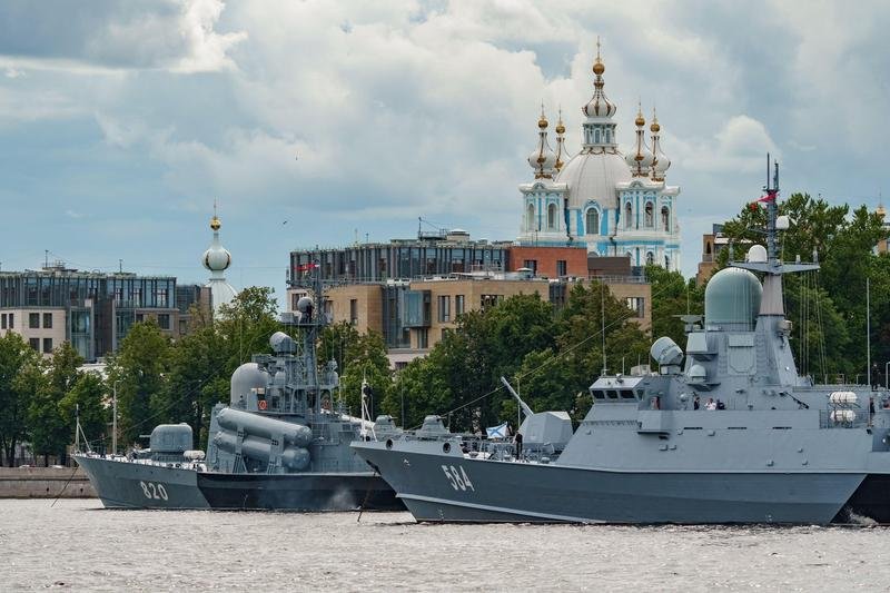  Newsweek: Navele de război ale Rusiei nu au mai intrat de 7 zile în Marea Neagră. De ce se teme Putin?