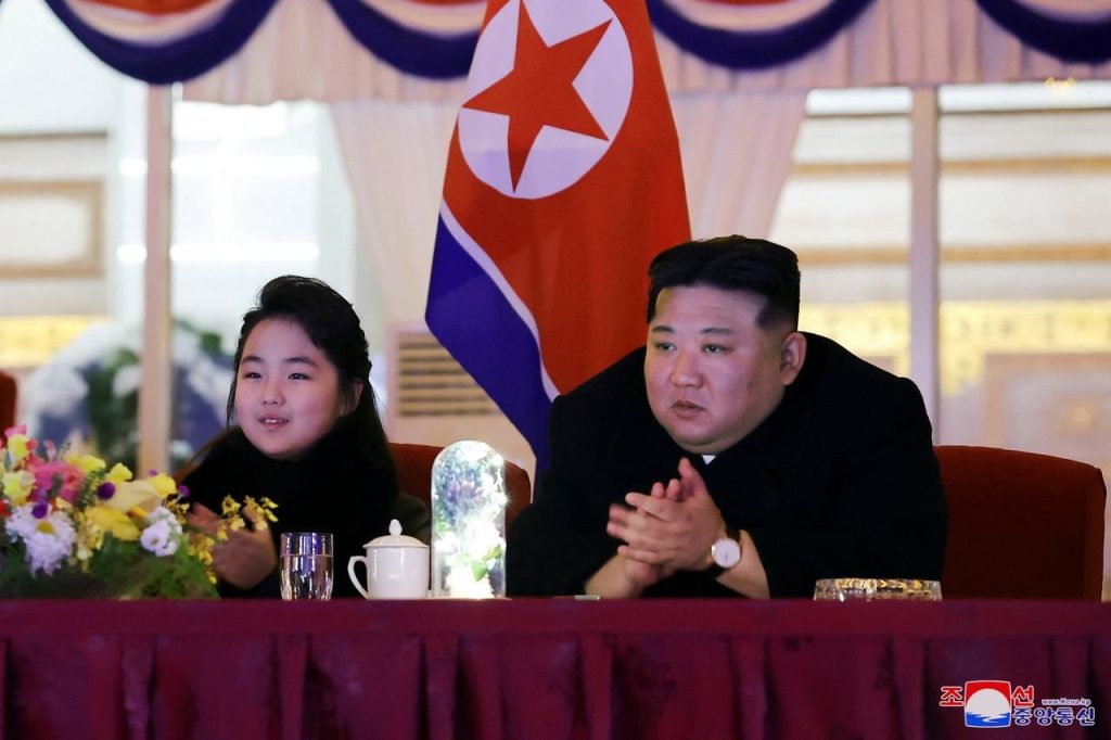  Kim Jong Un şi-a ales fiica să-i succeadă la putere, anunţă Seulul