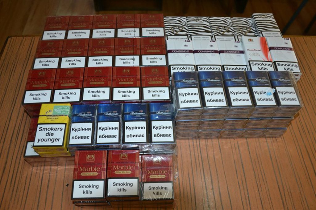  28 de inculpați achitați – un dosar de contrabandă cu țigări s-a făcut scrum. Interceptările DGPI au fost înlăturate