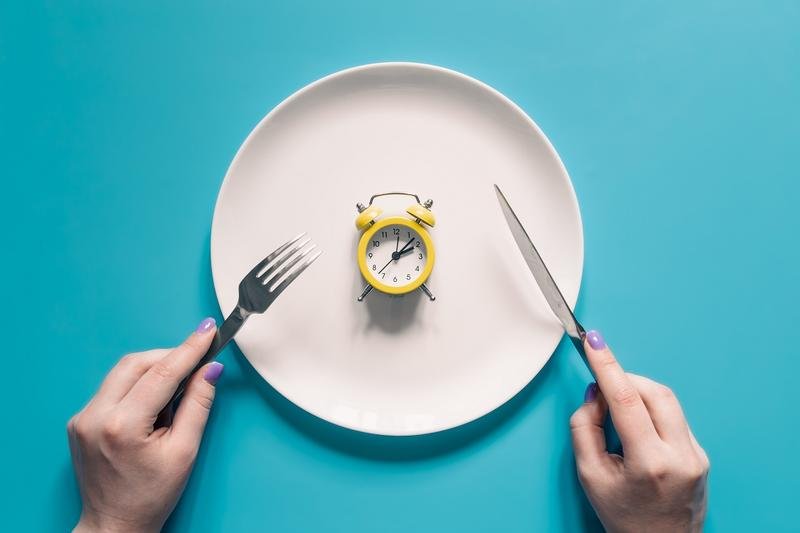  Cât de riscant este să nu mănânci 8 ore la rând, zilnic? Efectul mortal descoperit de cercetători
