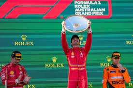  Carlos Sainz a câştigat Grand Prix-ul Australiei. Max Verstappen a abandonat