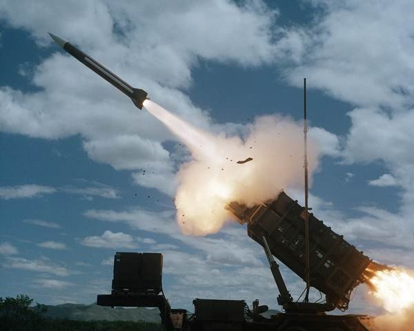  NATO ia în calcul să distrugă rachetele rusești care se apropie prea mult de granițele sale
