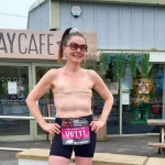 O supravieţuitoare a cancerului la sân va alerga topless la maratonul de la Londra