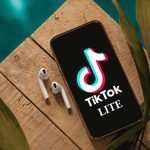 Noua aplicație TikTok Lite riscă să fie suspendată începând de joi de către Comisia Europeană