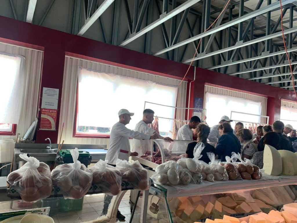  Tur ZDI – cât costă carnea de miel în Săptămâna Mare, în piețele din Iași? Și ouăle s-au scumpit