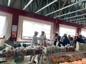 Tur ZDI - cât costă carnea de miel în Săptămâna Mare, în piețele din Iași? Și ouăle s-au scumpit