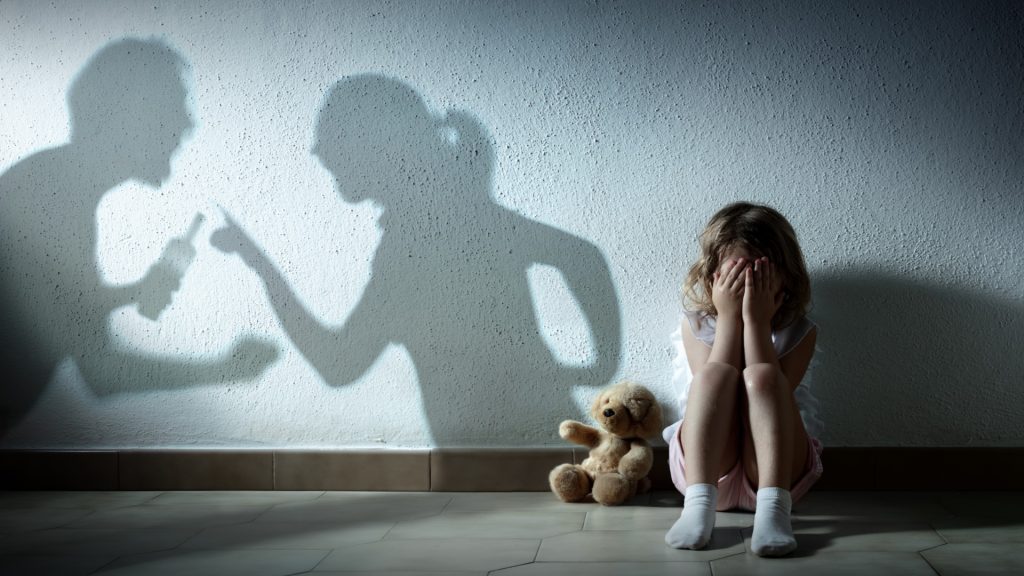  Numărul faptelor penale în domeniul violenţei domestice a crescut cu 2,4%, în primele trei luni ale anului. Din totalul victimelor, 2.507 sunt bărbaţi, 9.641 sunt femei, iar 2.262 sunt minori