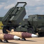 Rusia anunţă că a doborât opt rachete de top ATACMS în marea Azov
