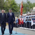 Premierul Ciolacu, primit la Palatul Prezidenţial de către preşedintele Turciei Recep Tayyip Erdogan