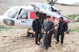 Preşedintele iranian Ebrahim Raisi, la bordul unui elicopter care a „aterizat dur”