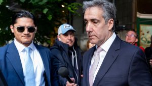 Procesul lui Trump-Fostul avocat Michael Cohen, interogat agresiv de apărare în încercarea de a-i zdruncina credibilitatea
