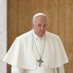 Papa Francisc foloseşte un cuvânt insultător şi vulgar, „frociaggine”, la adresa homosexualilor
