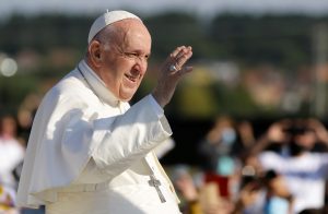 Papa Francisc: Tensiunile şi dezbaterile din societate sunt inevitabile, încercarea de uniformizare a opiniilor provoacă tensiuni şi violenţe