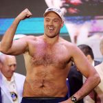 Tyson Fury lasă să înţeleagă că arbitrii i-au dat victoria lui Usyk din cauza războiului din Ucraina