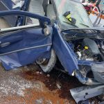 FOTO O șoferiță a murit după ce a intrat cu mașina într-un cap de pod la Deleni