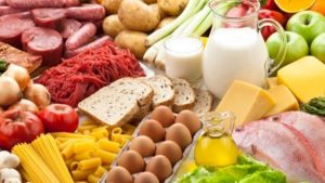 Ministrul Agriculturii anunţă că noua Ordonanţă privind plafonarea adaosului comercial la alimentele de bază va fi finalizată în două săptămâni