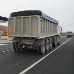 Uniunea Europeană a adoptat legea care va interzice camioanele și autobuzele ce emit carbon