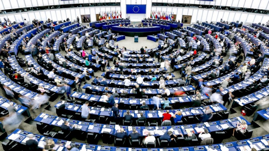  Ce salarii și pensii au europarlamentarii. Câți deputați trimite la Bruxelles fiecare stat UE