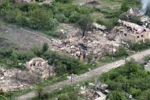 VIDEO Dezastrul pe care rușii îl lasă în urmă: sate fără niciun locuitor, clădiri puse la pământ. Cum arată Oceretîne, ultima ”cucerire”