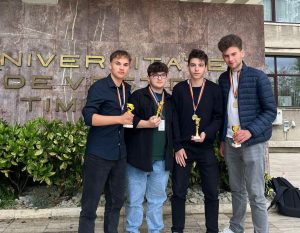 O echipă de elevi de la „Negruzzi” a câștigat un concurs de geografie la Timișoara