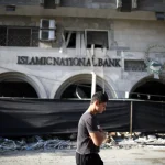 Băncile din Gaza, victime ale unor spargeri spectaculoase comise de grupuri armate