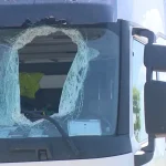 Șofer român de TIR ucis în Belgia de un capac de canal aruncat de pe un pod