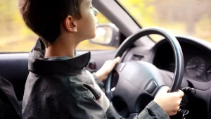 Copil de 12 ani, prins la volan într-o comună dâmbovițeană